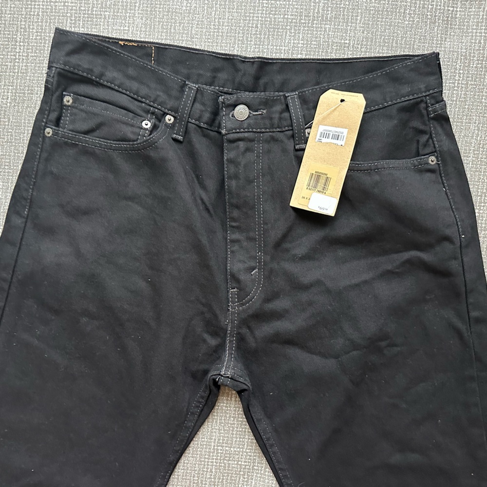 Levi's 505 Regular Fit Men's Black Jeans Size 36x32 Classic Straight‎ Leg Denim - Picture 3 of 12